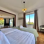 Casa Mariposa 2 *